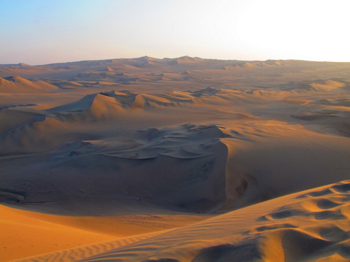 The dunes Huacachina, Peru